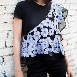 Eva Franco Black & Blue Floral Blouse Sz Small